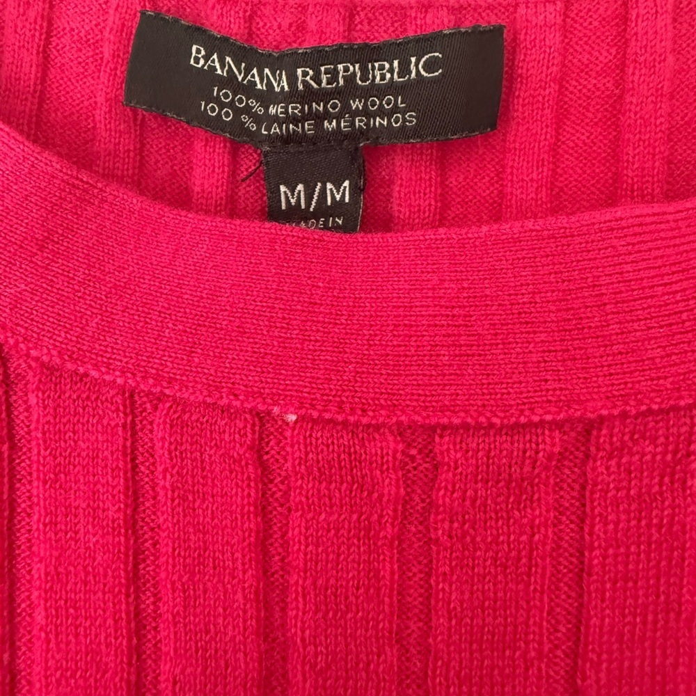 NWOT Banana Republic 100% Merino Wool Ribbed Sweater Fitted Luxe Knit - Picture 3 of 3